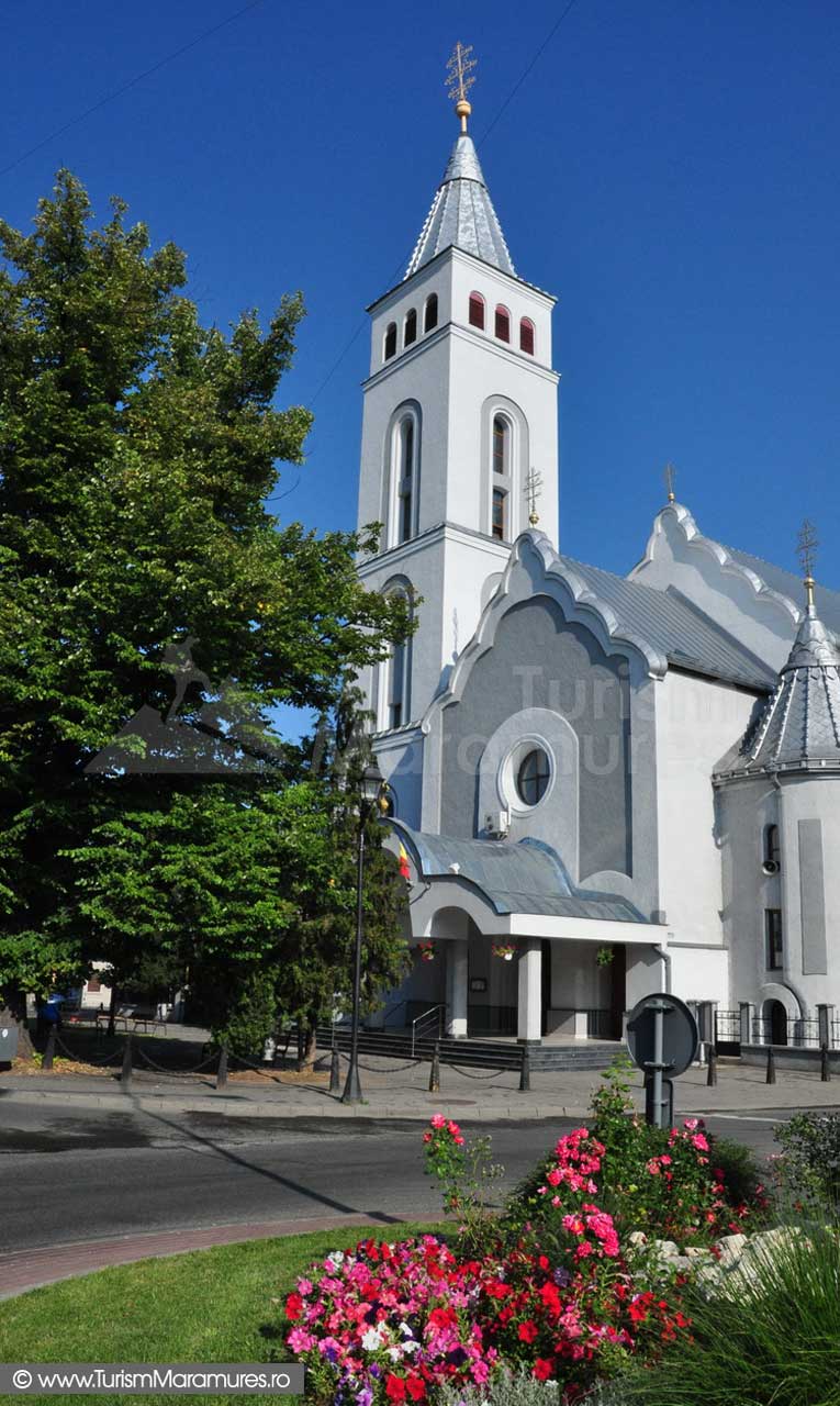 49-Catedrala-Adormirea-Maicii-Domnului-Baia-Mare.jpg