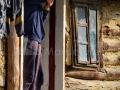63_In-usa-casei-Boiereni-Maramures